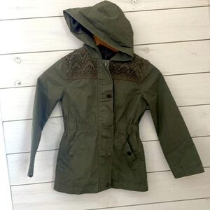 Girls olive trench military style olive jacket coat - size 4/5 xs Me Jane
